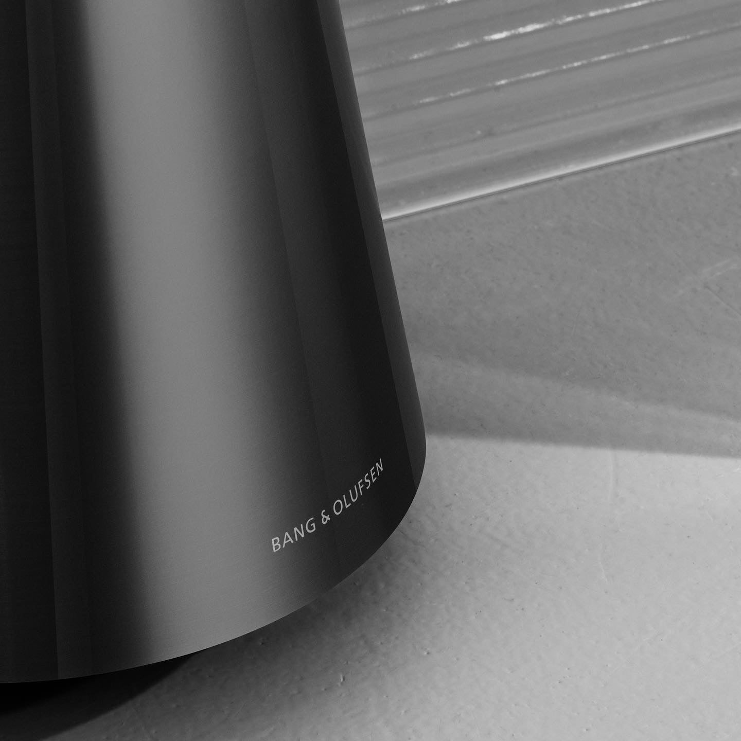 Bang & Olufsen Beosound 2 3rd (Black Anthracite)