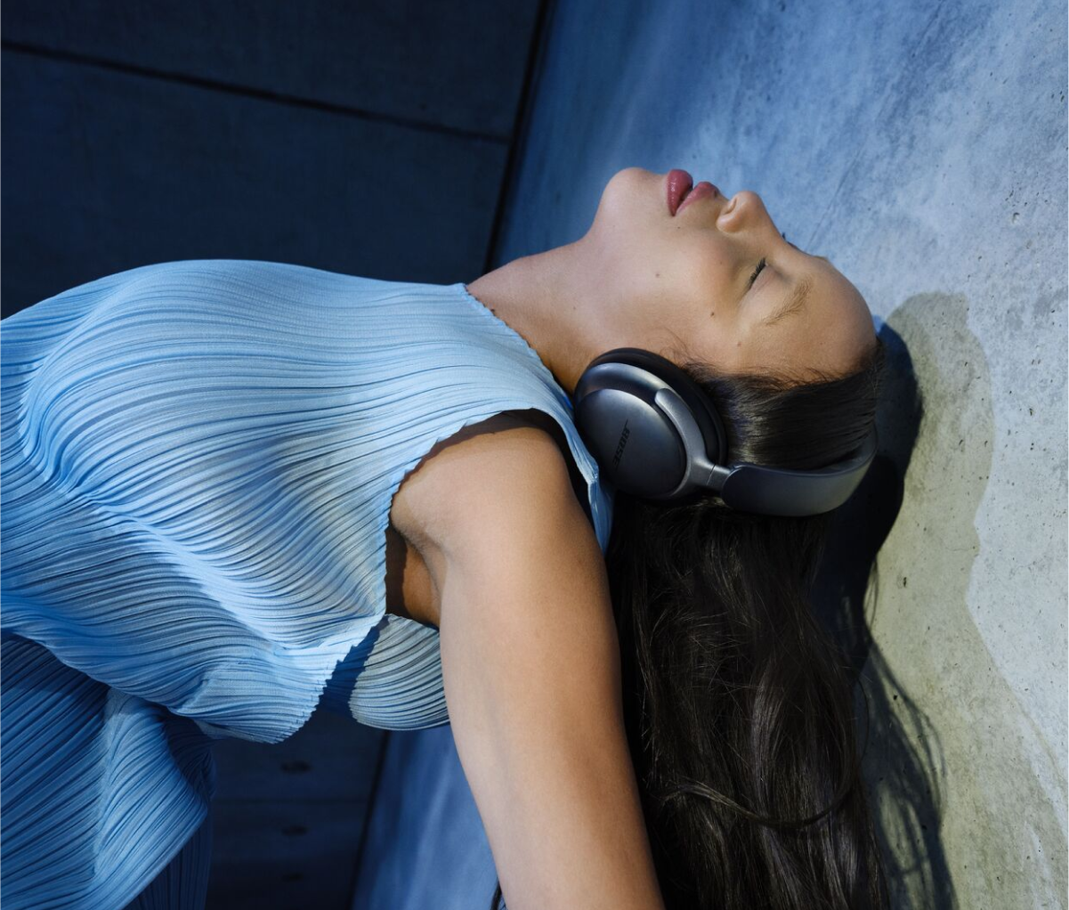BOSE QuietComfort Ultra Headphones (Black)