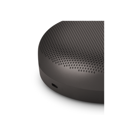 Bang & Olufsen Beosound A1 3rd Gen (Warm Granite)